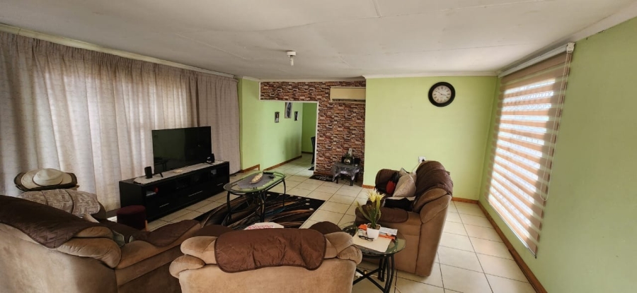 3 Bedroom Property for Sale in Mogwase Unit 5 North West